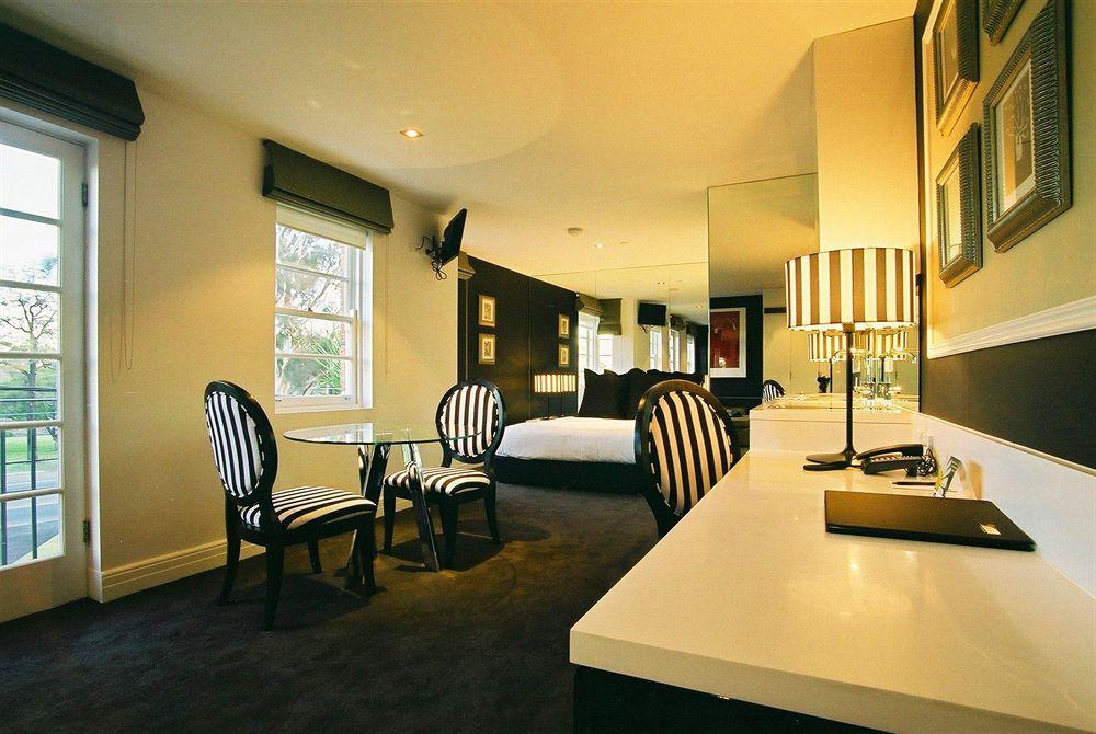 Quest East Melbourne Aparthotel Szoba fotó
