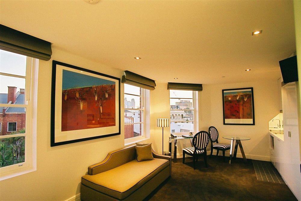 Quest East Melbourne Aparthotel Szoba fotó